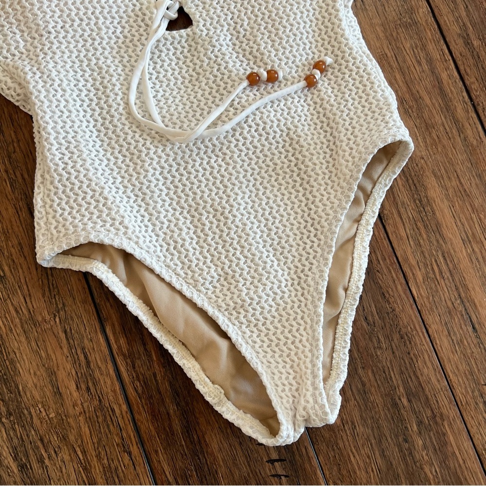 Shade Shore Cream Crochet One Piece Swimsuit Small Bathing Suit Lace Up White - Picture 4 of 12